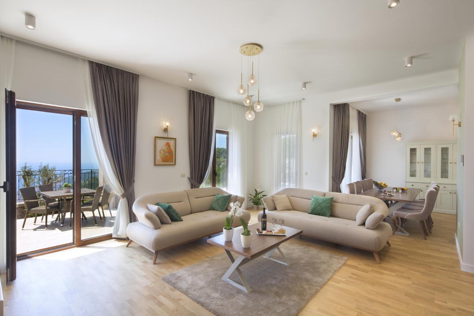 Luxury Flower Villa Budva