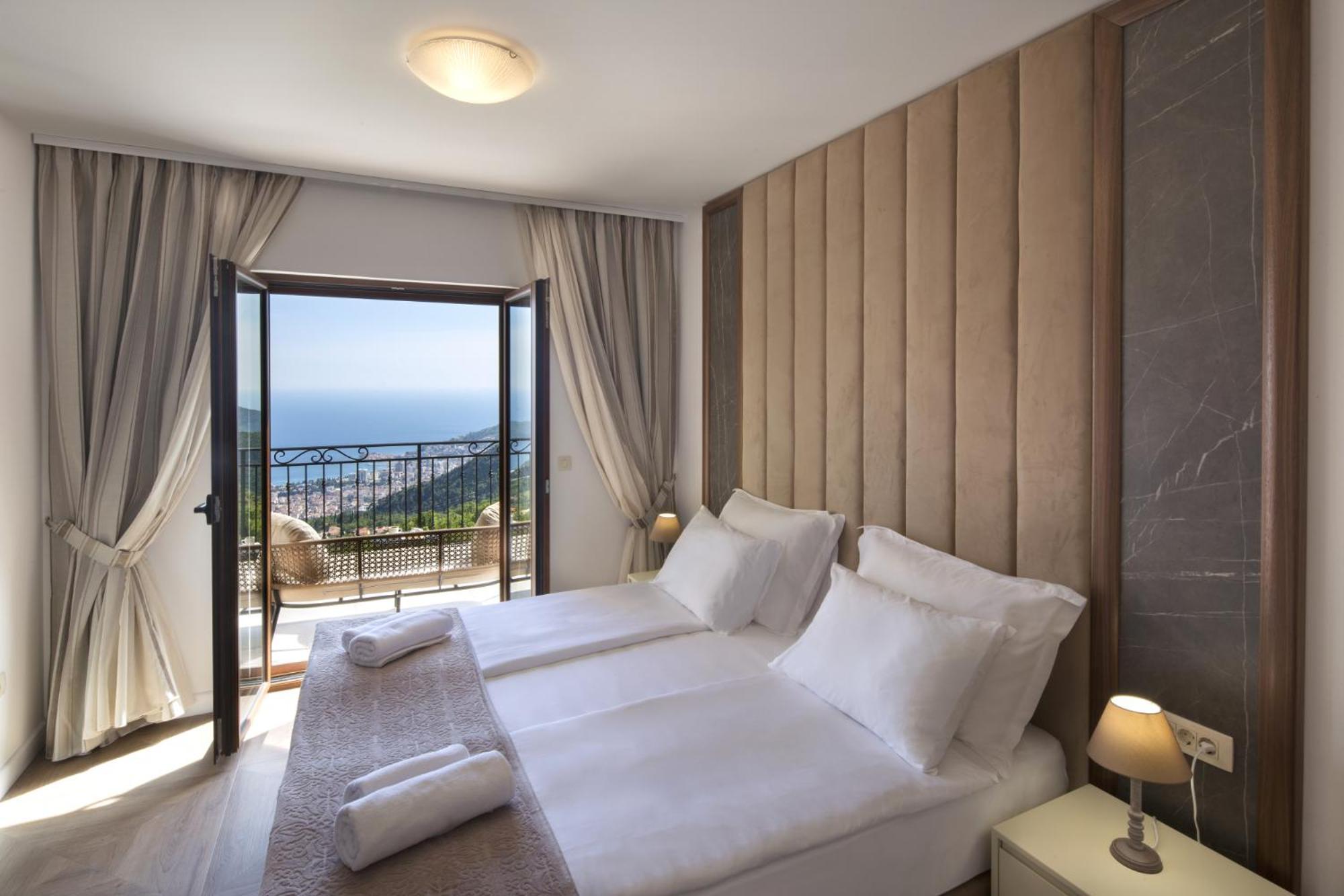 Villa Luxury Flower Budva
