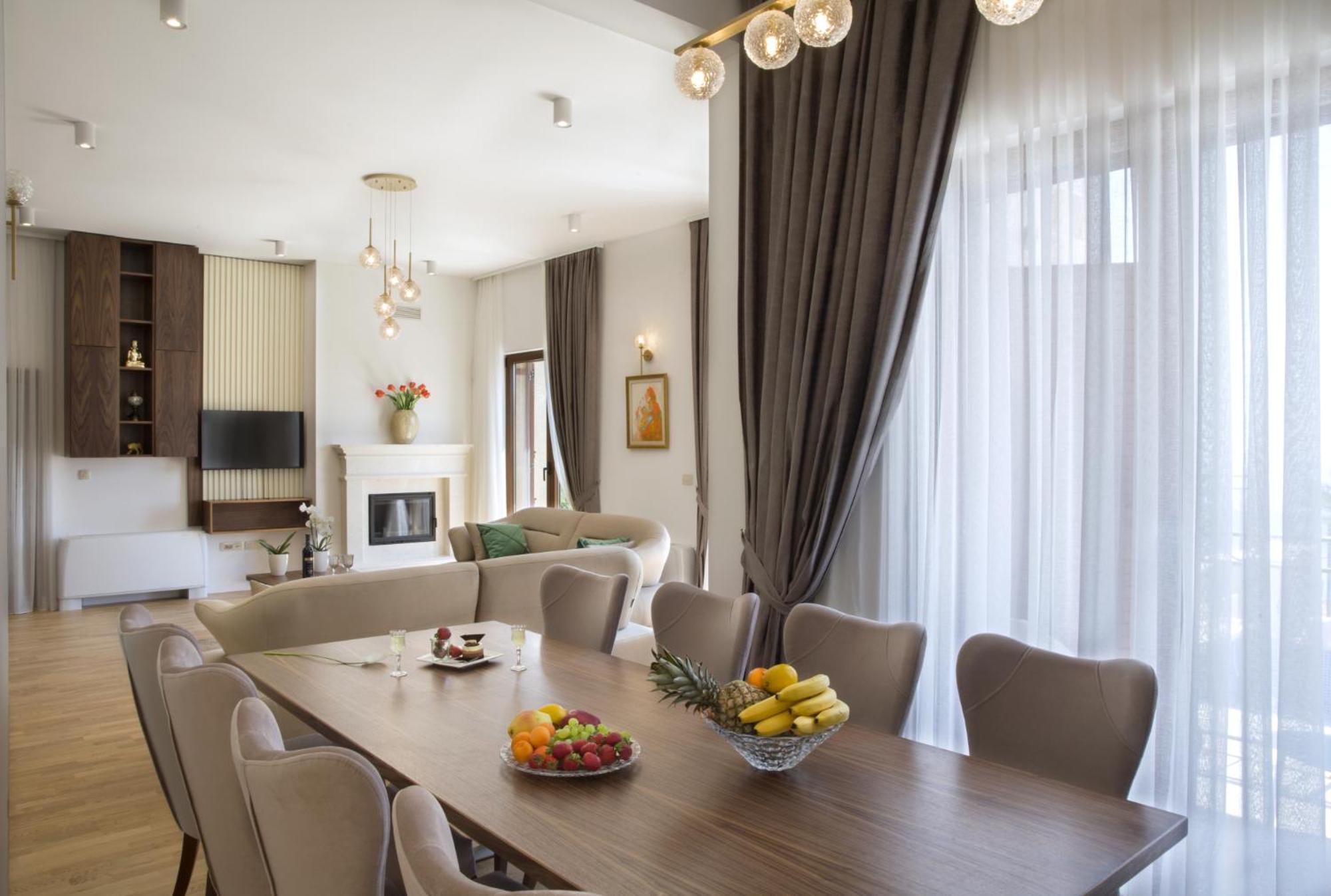 Luxury Flower Villa