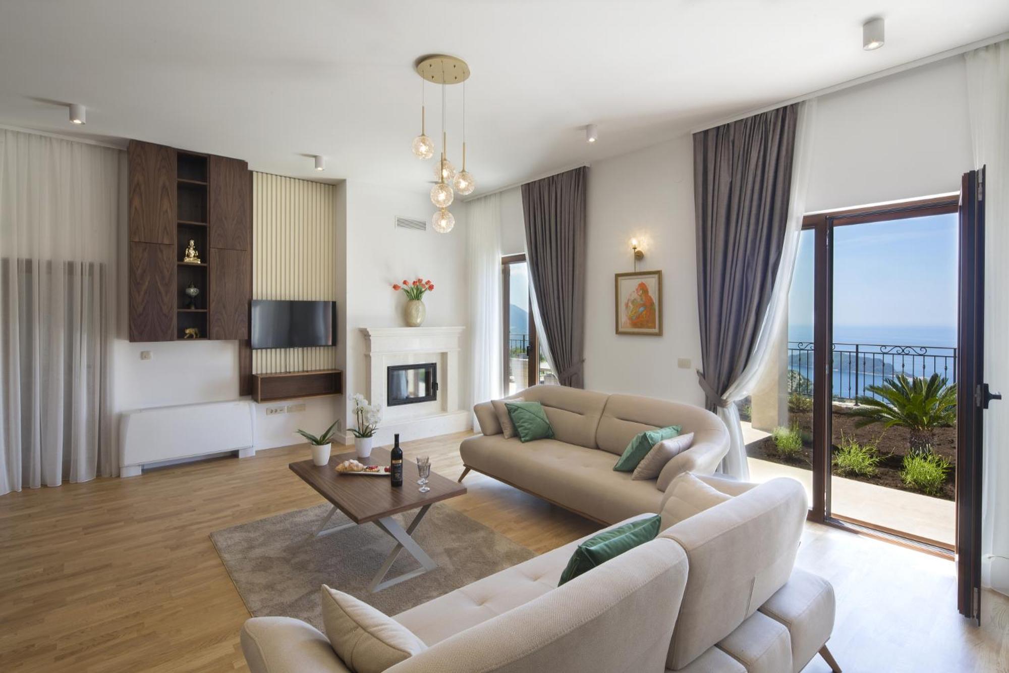 Villa Luxury Flower